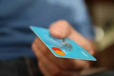 reclamación pago deuda tarjeta de crédito