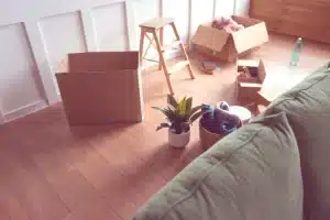Desahuciar a ocupantes en vivienda tras la marcha del inquilino original