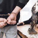 Antecedentes penales del delito leve de hurto: todo lo que necesitas saber
