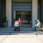 Rampa de acceso al portal del edificio: normativa y requisitos